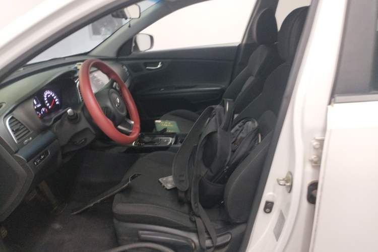 Used Kia K4 2014 1.8L Automatic GL Left Front Seat