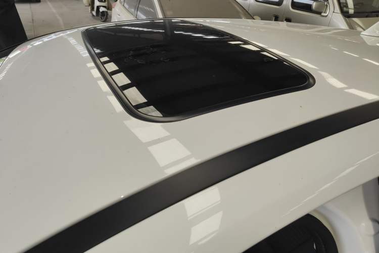 Used Ford Focus 2017 Hatchback 1.6L Automatic Fashion Edition Smart Drive Version Roof