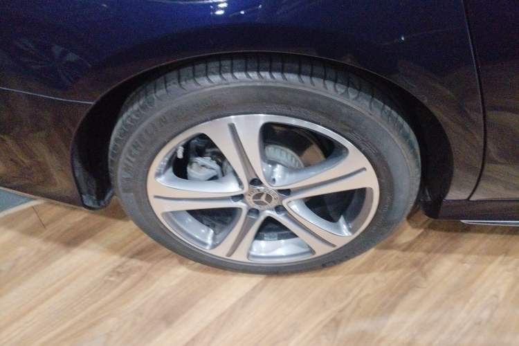 Used Mercedes-Benz E-Class 2019 E 260 L Sport Edition
