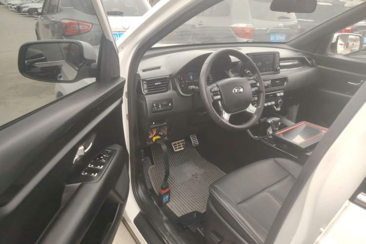 Used Kia KX7 2017 2.0T Automatic Two-Wheel Drive GLS 7-Seater Driver Seat