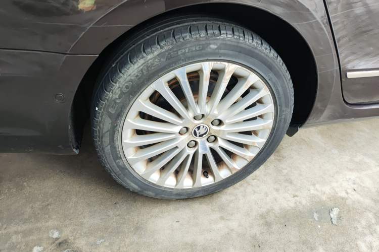 Used Skoda Superb 2013 1.8TSI Automatic Yashi Edition