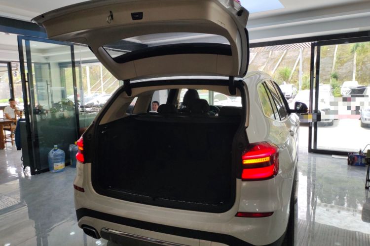 Used BMW X3 2018 xDrive25i Luxury Package China VI Emission Standard