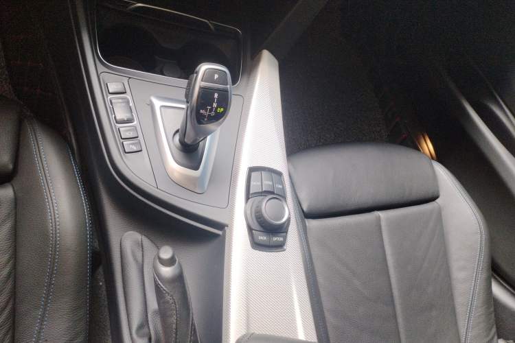 Used BMW 3 Series 2019 320i M Sport Package
