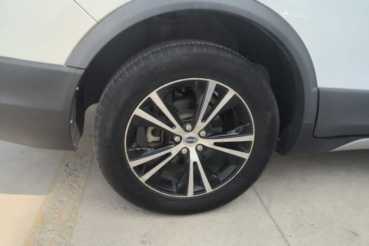 Used SWM X7 2018 1.8L Manual Comfort Version 7 Seats
