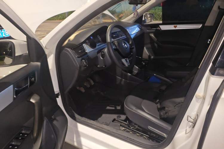 Used Skoda Rapid 2020 1.5L Manual Comfort Edition