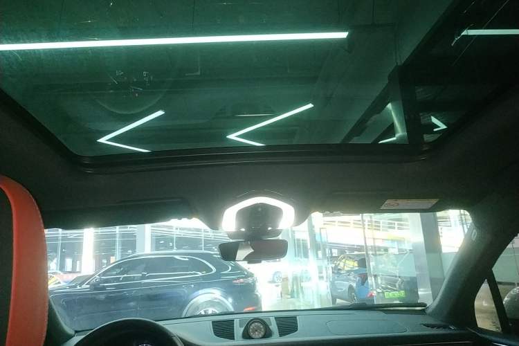 Used Porsche Macan 2024 Macan 2.0T