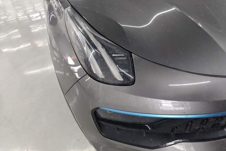 Used Lynk & Co 05 2020 2.0TD Two-Wheel Drive Shine Halo Right Front Headlight