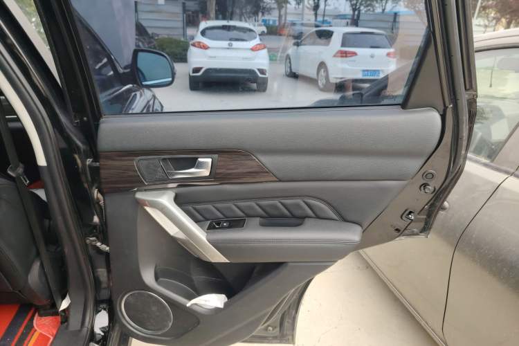 Used Haval H2 2016 Red Label 1.5T Automatic Two-Wheel Drive Elite Model