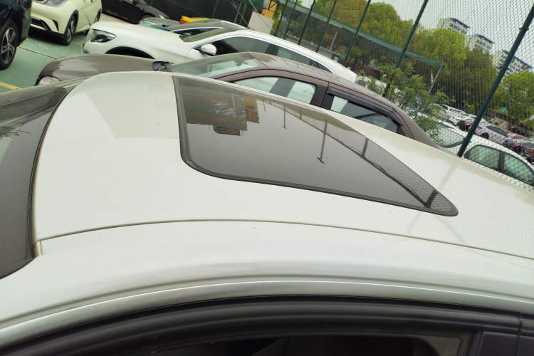 Used BMW 3 Series 2019 320Li Fashion Model Roof