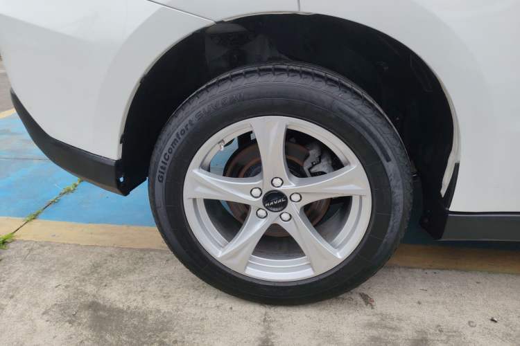 Used Haval H2 2018 Chuanxiang Edition Blue Badge 1.5T Dual-Clutch Two-Wheel Drive Fashionable Model
