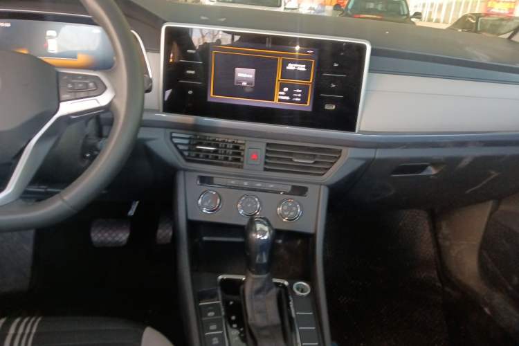 Used Volkswagen Bora 2024 200TSI DSG Comfort Edition