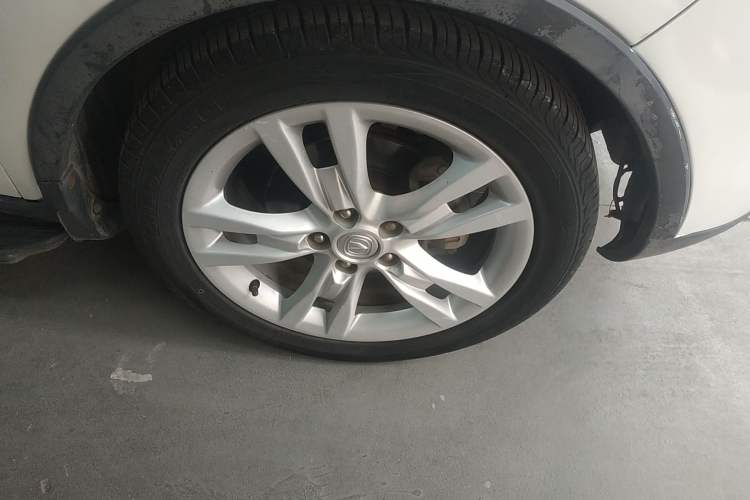 Used CHANGAN CS35 2014 1.6L Automatic Luxury Model China IV Standard Right Front Wheel Hub