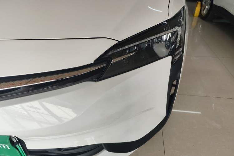 Used Buick Velite 6 2023 Revised Version 430 km Range – Commuter Edition