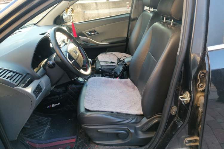 Used Zotye Z300 2013 1.5L Manual Luxury Model Left Front Seat