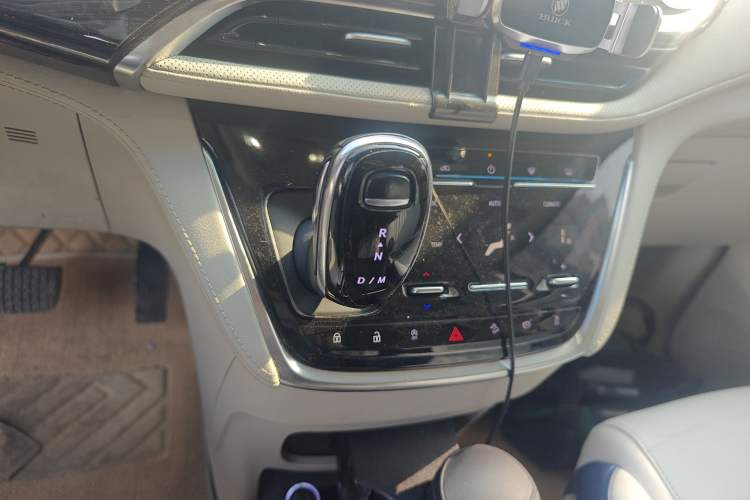 Used Buick GL8 2020 ES Land Cruiser 653T Comfort Edition