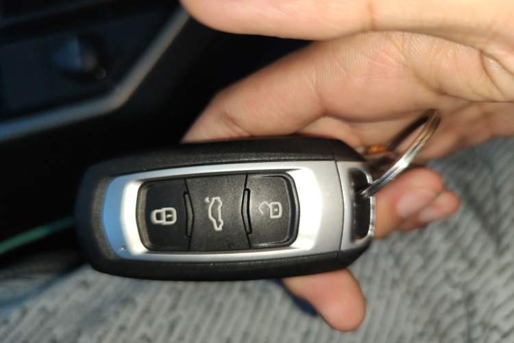 Used Geely Auto Emgrand GS 2016 Sports Edition 1.8L Manual LingShang Model
