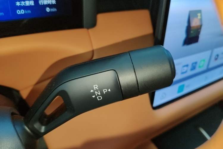 Used Lynk & Co 900 2025 1.5T Ultra
