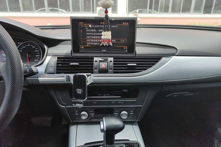 Used Audi A6L 2014 TFSI Comfort Model Audio And AC Panel