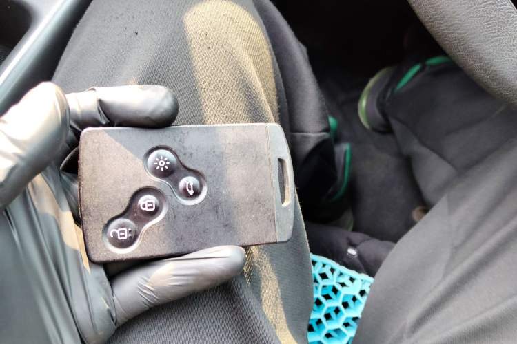 Used Renault Captur 2015 1.2T Automatic Comfort First Edition Vehicle Key