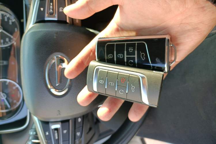 Used GAC Trumpchi M6 2019 270T Automatic Luxury Edition (6-seater) - China V Standard