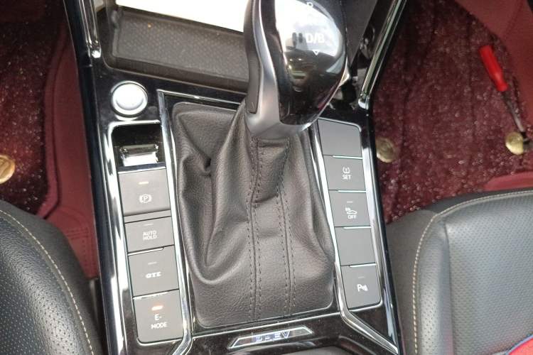 Used Volkswagen Passat New Energy 2020 430 PHEV Hybrid Luxury Edition China VI Standard Gear Lever