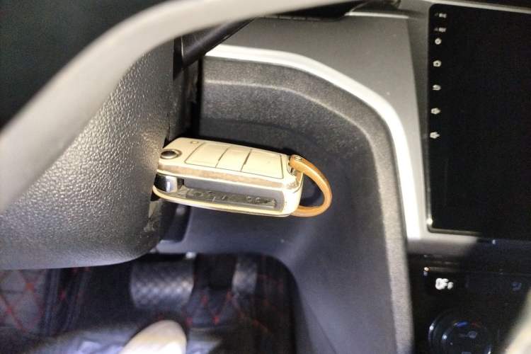 Used Volkswagen Lamando 2015 280TSI DSG Comfort Edition Vehicle Key