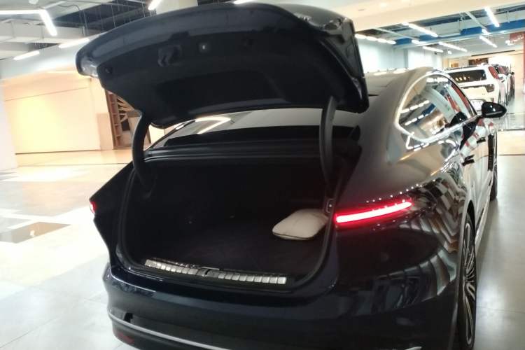 Used Nio ET9 2025 100kWh First-Edition Limited Edition
