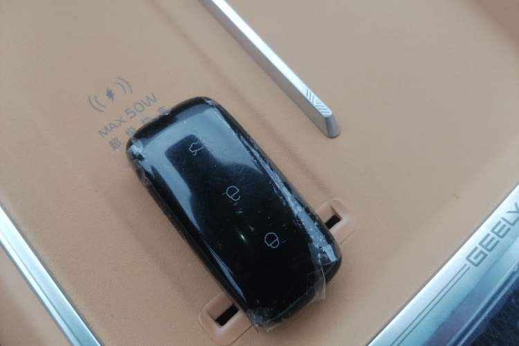 Used Geely Galaxy Galaxy Xingjian 7 EM-i 2025 120km Flagship Edition
