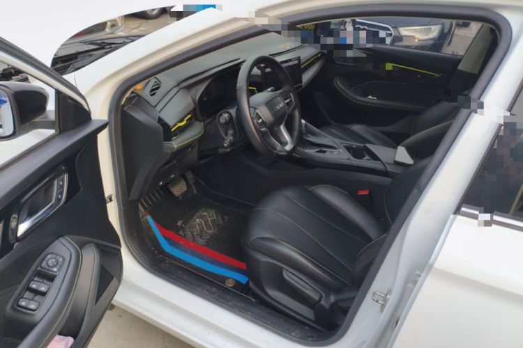 Used Roewe i5 2021 1.5L CVT Diamond Edition Driver Seat