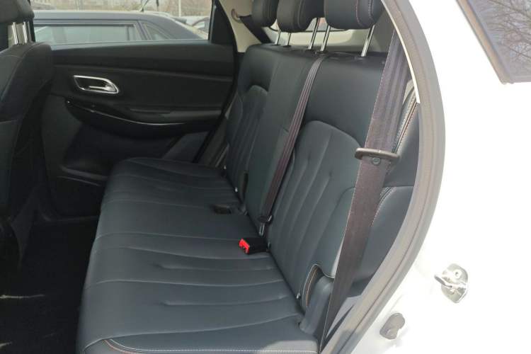 Used CHANGAN OSHAN X7 2020 1.5T Automatic Luxury Version