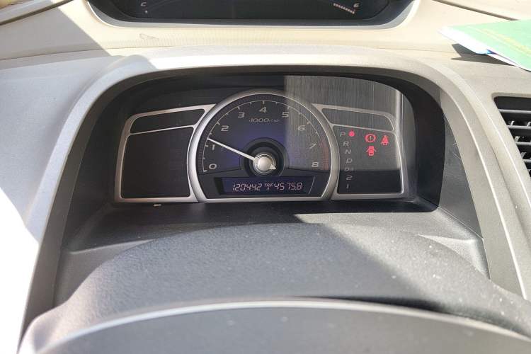 Used Honda Civic 2006 1.8L Automatic Luxury Edition
