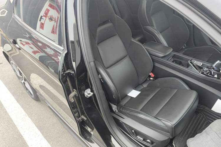 Used Lynk & Co 03 2022 2.0TD DCT JingPro