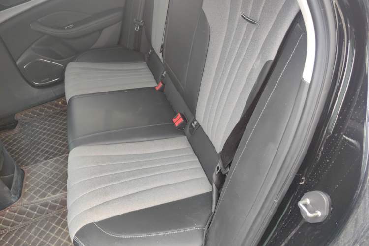 Used Hongqi H5 2024 1.5T DCT Smart Connect Flagship Edition
