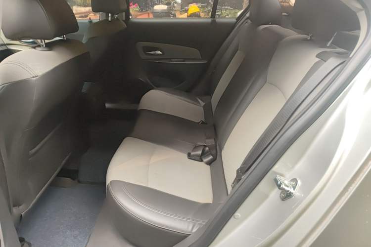 Used Chevrolet Cruze 2011 1.6L SL Grand Touring Edition Automatic