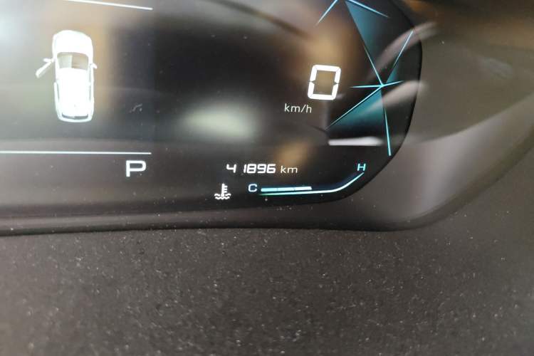 Used Baojun RS-3 2020 1.5L CVT Elite Version with 24-Hour Online Service Odometer Close Up