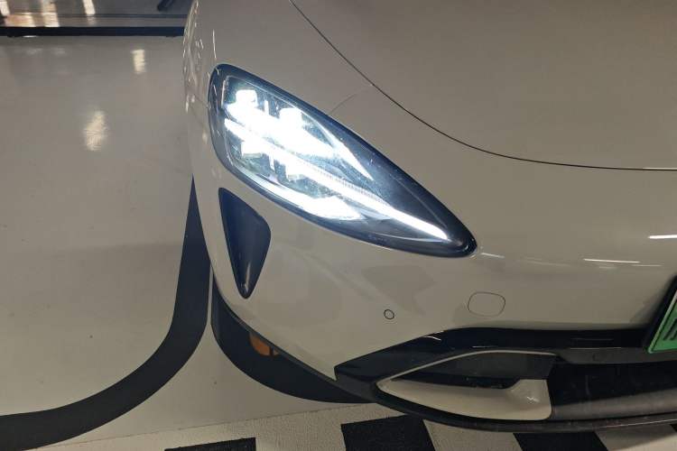 Used Xiaomi Auto SU7 2024 Rear-Drive Long-Range Intelligent Driving Version