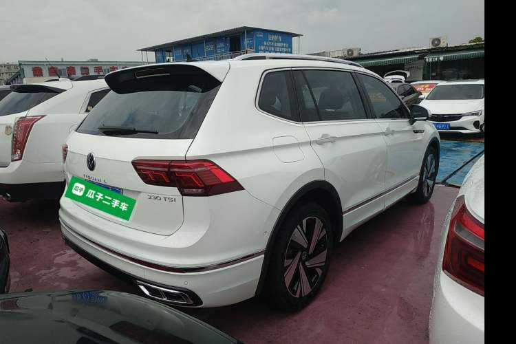 Used Volkswagen Tiguan L 2023 Restyled 330TSI Automatic Two-Wheel Drive R-Line Enhanced Comfort Version Rear Right 45 Deg