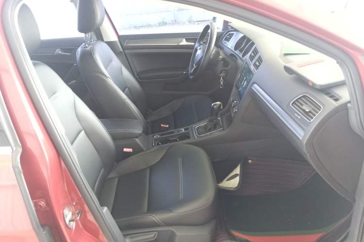 Used Volkswagen Golf 2014 1.4TSI Automatic Comfort Model
