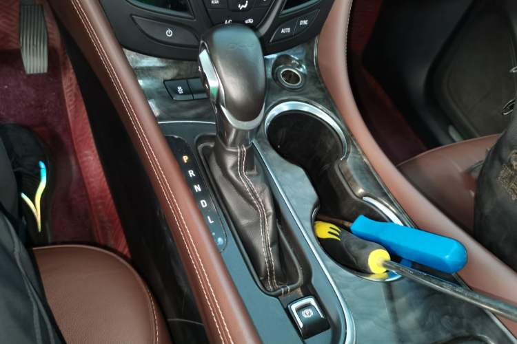 Used Buick Envision 2016 20T Two-Wheel-Drive Elite Model
