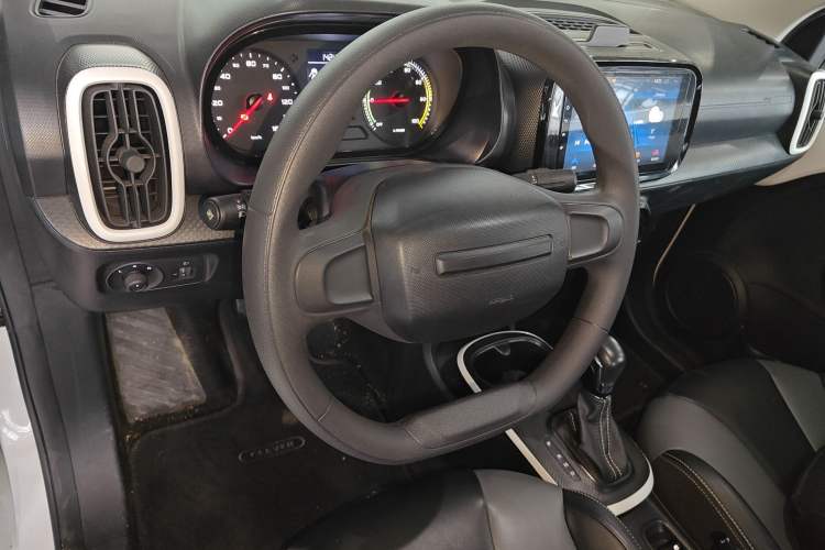 Used Roewe Clever 2022 311km QiQi BoBo Edition