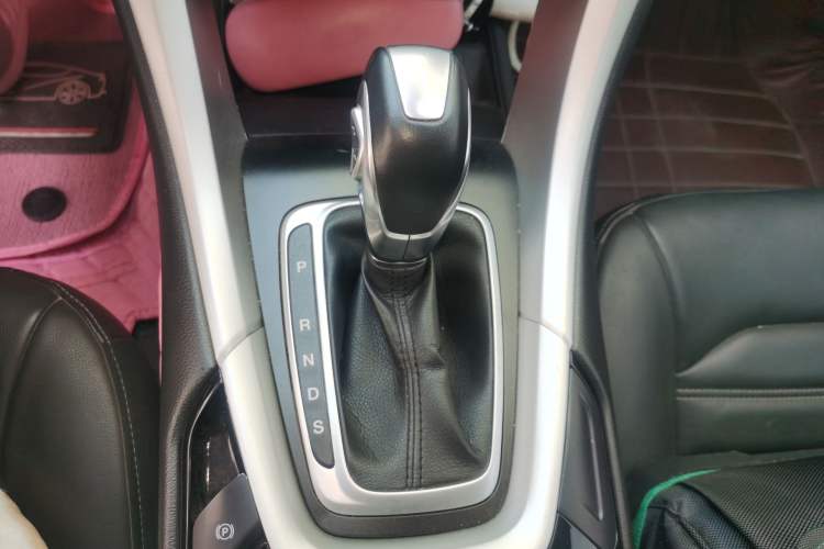 Used Ford Mondeo 2013 1.5L GTDi180 Fashion Edition Gear Lever