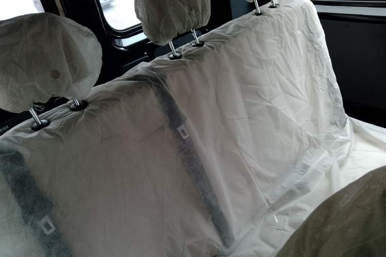 Used Sinotruk Pioneer V 2025 Multi-Function PRO Version 2.0T Automatic Short Wheelbase Low Roof Center Console