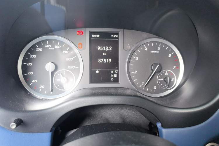 Used Mercedes-Benz Vito 2020 2.0T Business Version 7 Seats