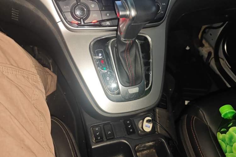 Used Haval H6 2015 Sport Edition 1.5T Automatic Two-Wheel Drive Luxury Model