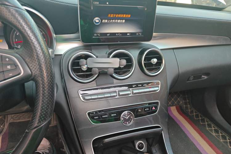 Used Mercedes-Benz C-Class 2017 Restyled C 180 L Fashion Edition Sport Version Audio And AC Panel