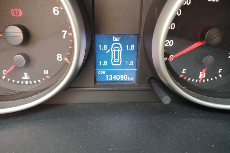 Used Haval H6 2015 Upgraded Model 1.5T Manual Two-Wheel Drive Elite Version