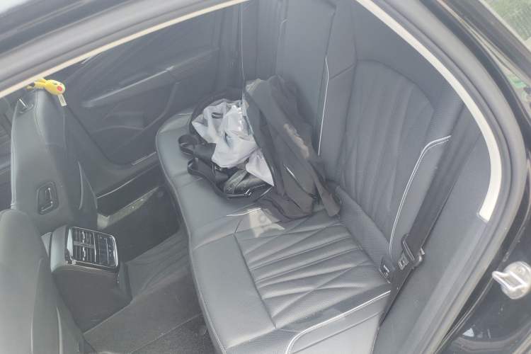 Used Volkswagen Passat 2023 Restyled 330TSI Starry Luxury Edition
