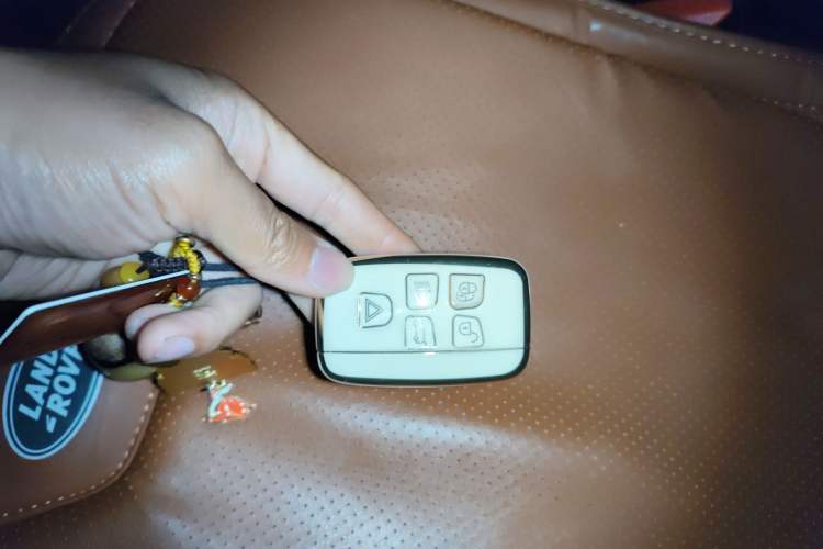 Used Land Rover Discovery Sport 2018 240 PS SE Version
