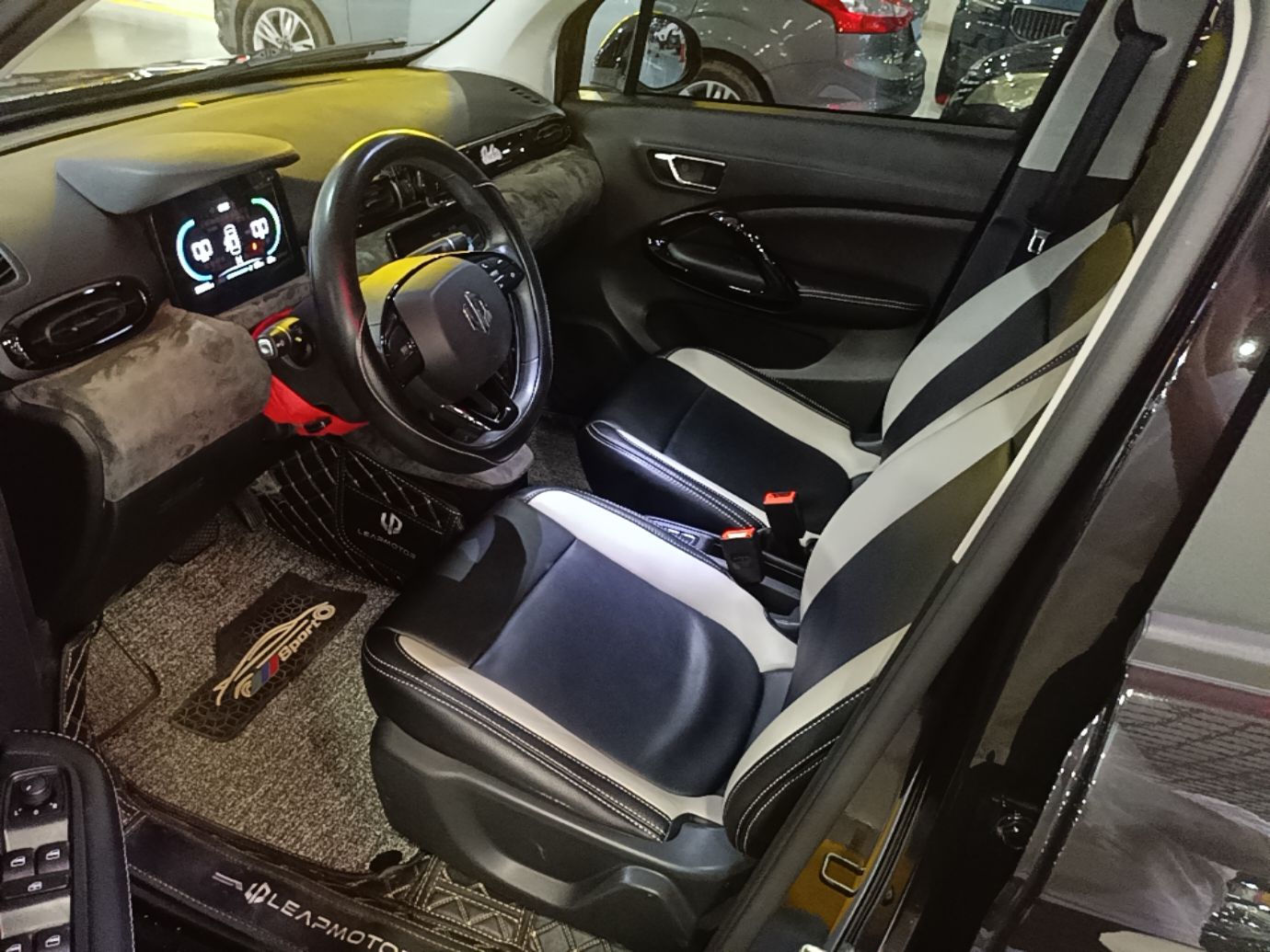 Interior delantero
