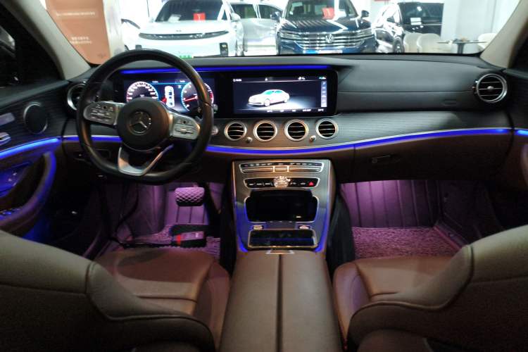 Used Mercedes-Benz E-Class 2019 Restyled E 300 L Sporty and Stylish Edition
